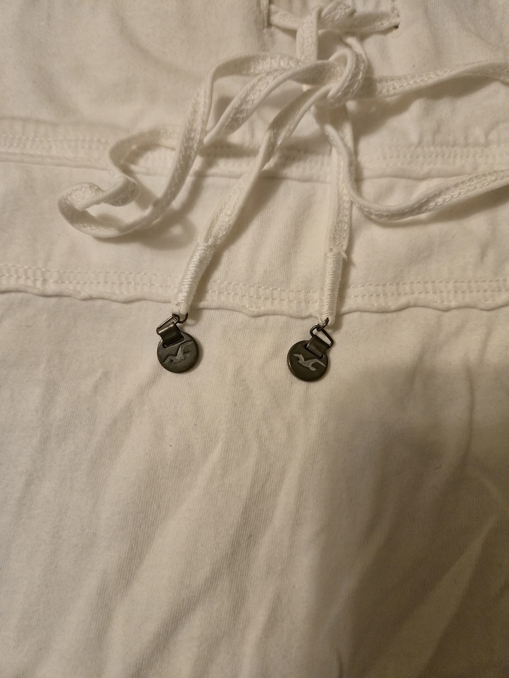 Hollister White Tiered Ruffle Mini Skirt with Lace Trim & Drawstring Size M - Picture 2 of 4